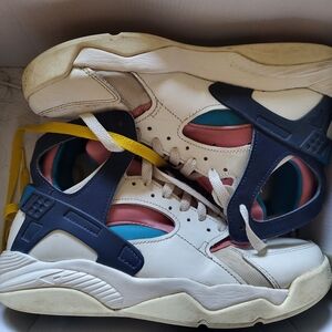 Nike Air Flight Huarache Sail/Midnight Navy FD0183 102 Size 8 Men's. No Lid